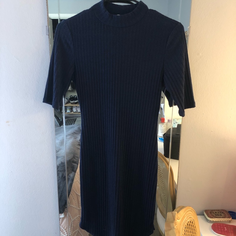 Blue bodycon dress